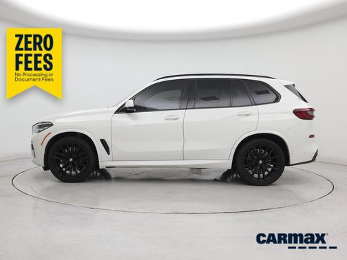 White 2022 BMW X5 M50i