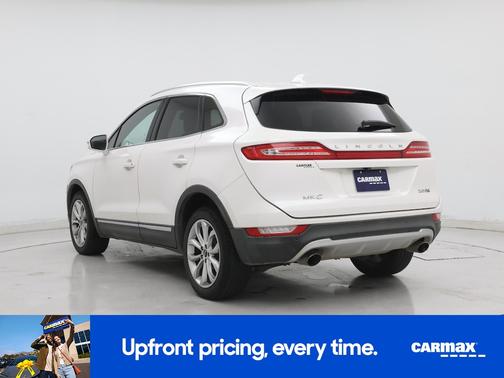 White 2015 Lincoln MKC