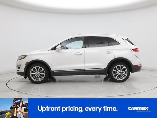 White 2015 Lincoln MKC