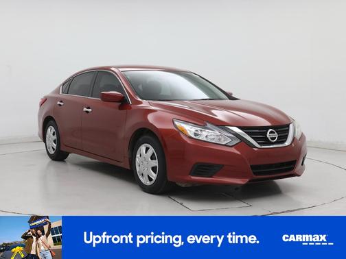 Red 2016 Nissan Altima S
