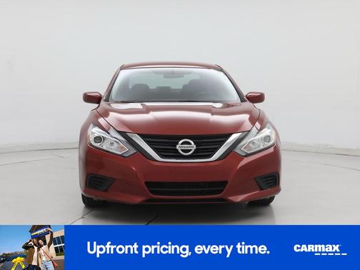 Red 2016 Nissan Altima S