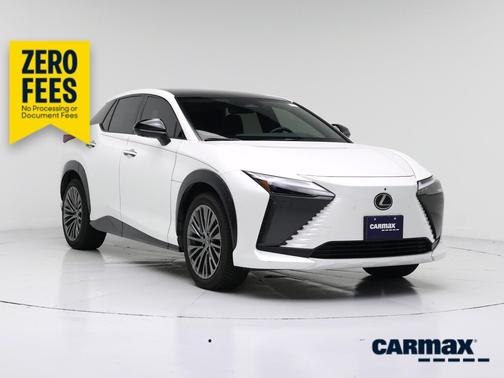White 2024 Lexus RZ 450e Luxury