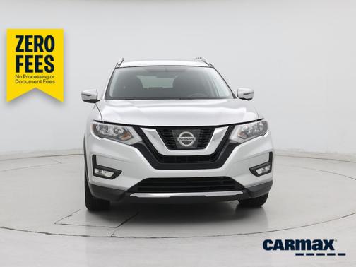 Silver 2017 Nissan Rogue SV