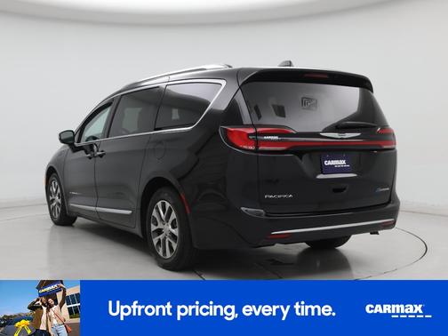 2023 Chrysler Pacifica Hybrid Pinnacle