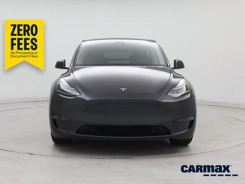 Gray 2024 Tesla Model Y Long Range