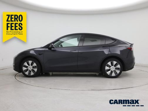 Gray 2024 Tesla Model Y Long Range