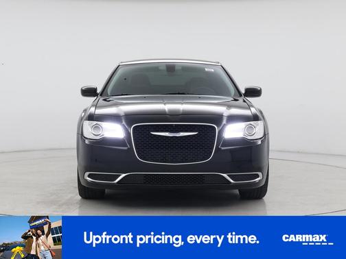 2018 Chrysler 300 Touring L