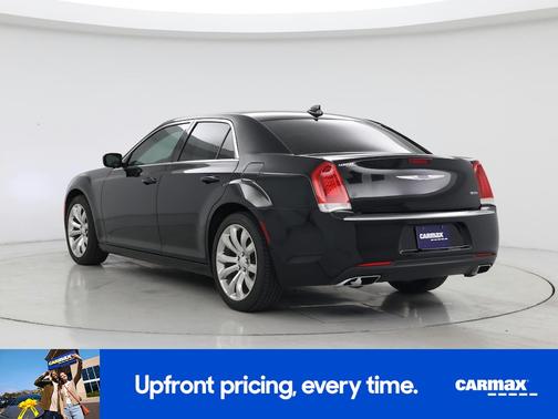 2018 Chrysler 300 Touring L