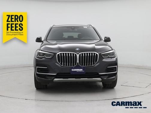 Gray 2023 BMW X5 xDrive40i