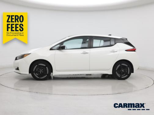 Black 2024 Nissan Leaf SV Plus