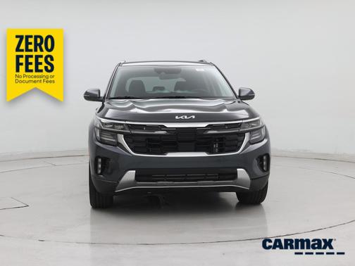 Gray 2024 Kia Seltos SX