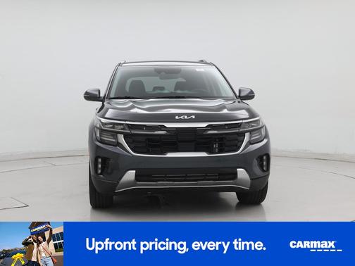 Gray 2024 Kia Seltos SX