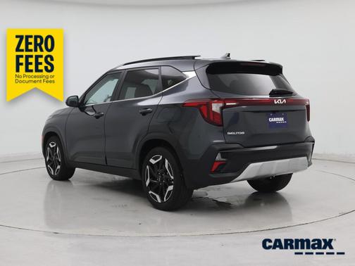 Gray 2024 Kia Seltos SX