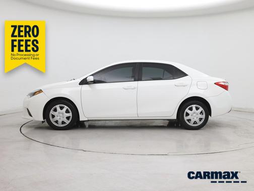 White 2016 Toyota Corolla LE