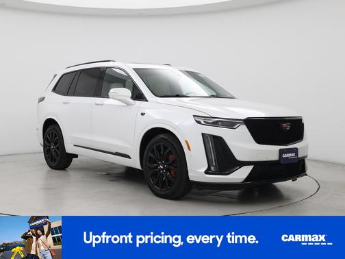 White 2023 Cadillac XT6 Premium Luxury