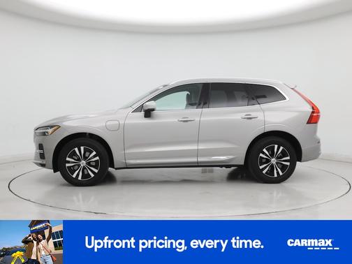 2023 Volvo XC60 Recharge Plug-In Hybrid T8 Core Bright Theme