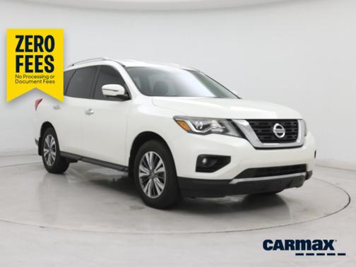 White 2020 Nissan Pathfinder SL