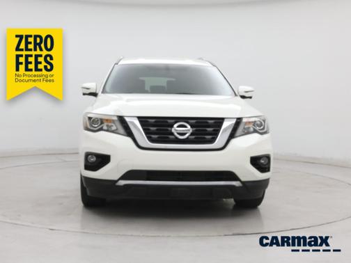 White 2020 Nissan Pathfinder SL