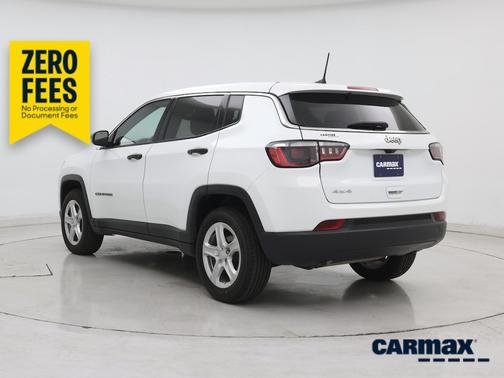 White 2024 Jeep Compass Sport