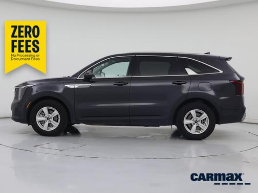 Gray 2025 Kia Sorento LX
