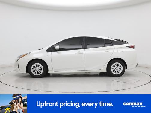 White 2016 Toyota Prius Two