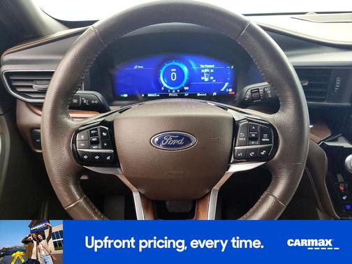 Silver 2022 Ford Explorer King Ranch
