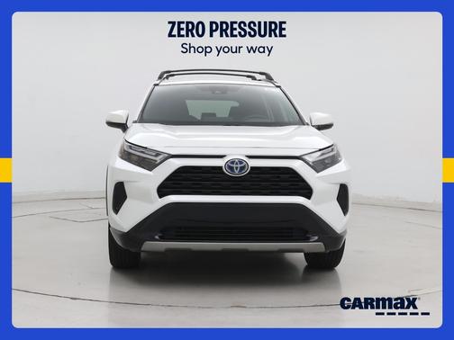 White 2024 Toyota RAV4 Hybrid SE