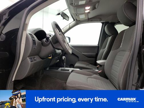 Blue 2017 Nissan Frontier Desert Runner