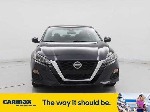 2022 Nissan Altima SV