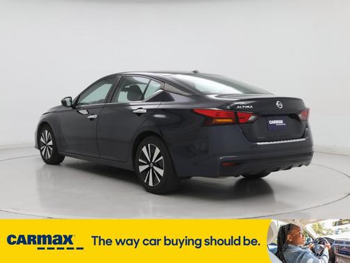 2022 Nissan Altima SV