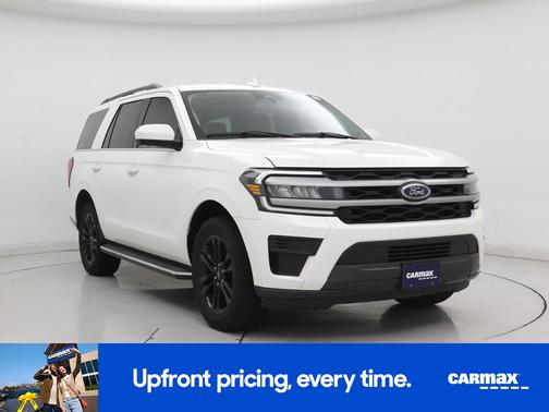 White 2023 Ford Expedition XLT