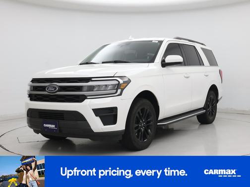 White 2023 Ford Expedition XLT