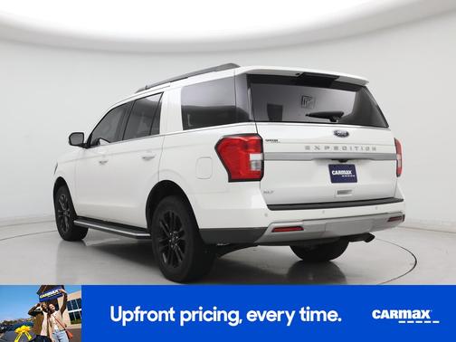 White 2023 Ford Expedition XLT