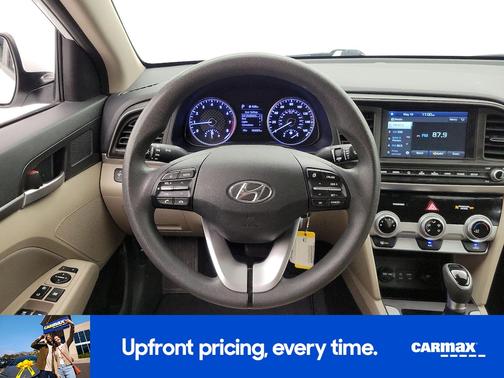 White 2019 Hyundai ELANTRA SEL