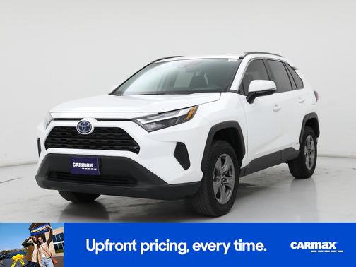White 2024 Toyota RAV4 Hybrid XLE