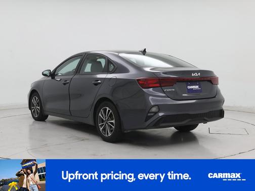 Gray 2024 Kia Forte LXS