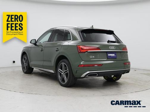 Green 2023 Audi Q5 e S-Line Premium Plus