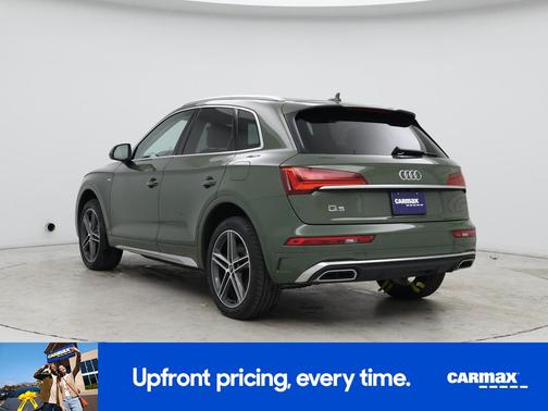 Green 2023 Audi Q5 e S-Line Premium Plus