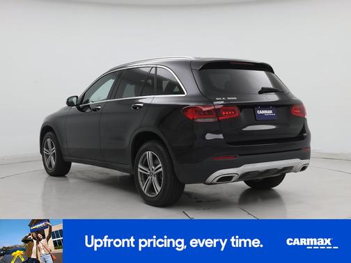 Black 2022 Mercedes-Benz GLC 300