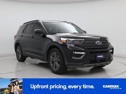 Black 2023 Ford Explorer XLT