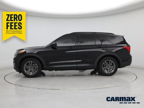 Black 2023 Ford Explorer XLT