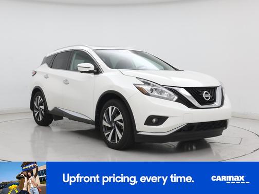 White 2017 Nissan Murano Platinum