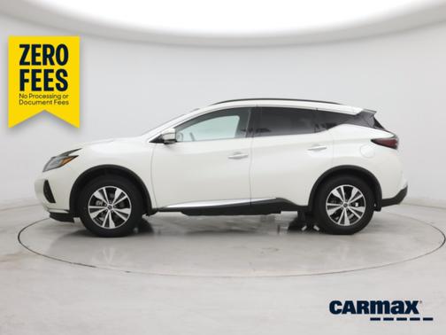 White 2023 Nissan Murano SV