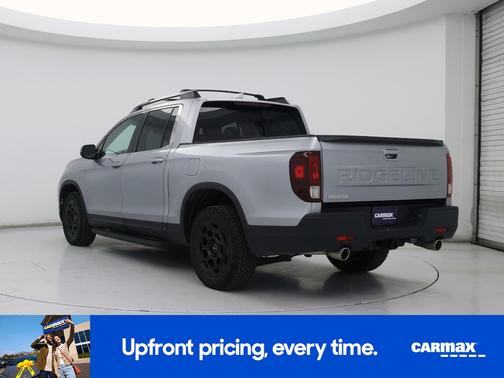 Silver 2025 Honda Ridgeline RTL+
