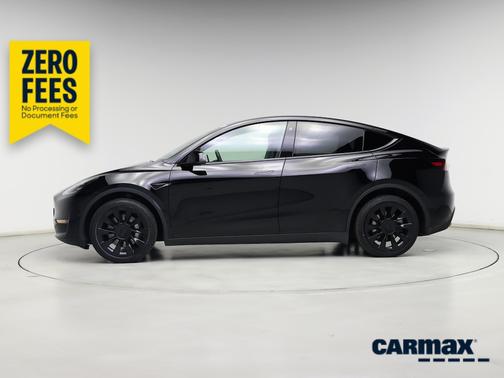 Black 2022 Tesla Model Y Long Range
