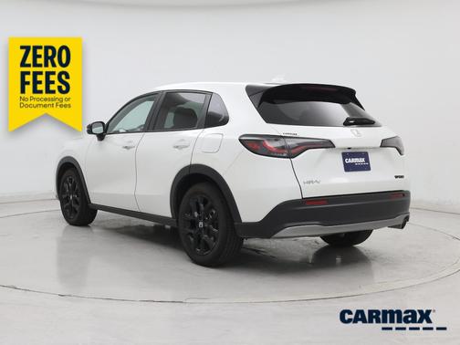 White 2024 Honda HR-V Sport