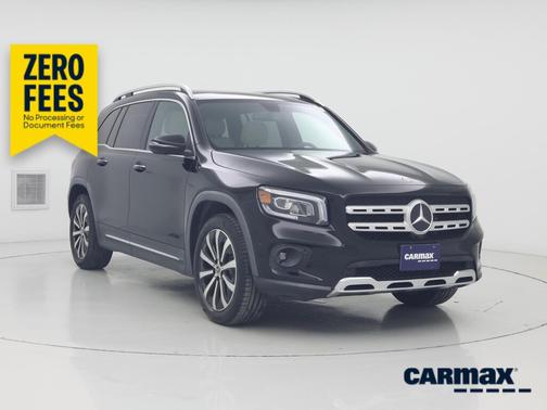 Black 2022 Mercedes-Benz GLB 250