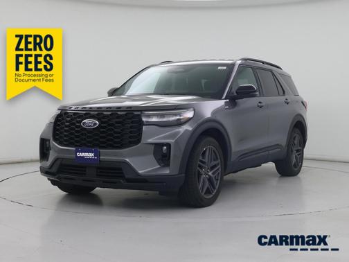 Gray 2025 Ford Explorer ST-Line