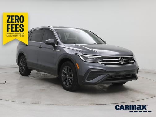 Gray 2022 Volkswagen Tiguan SE