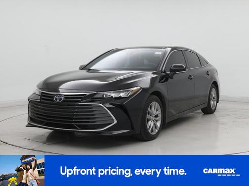 2022 Toyota Avalon Hybrid XLE
